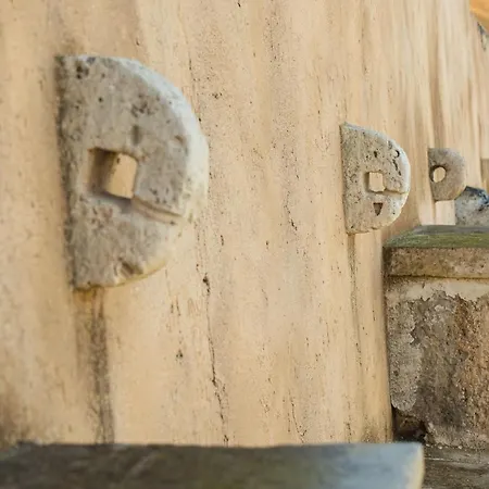Masseria Testaferrata Alojamento de Turismo Rural *