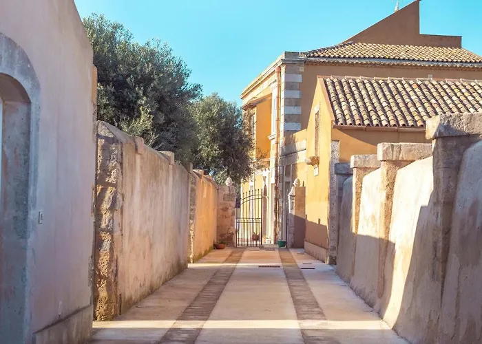 Masseria Testaferrata Farm stay Syracuse