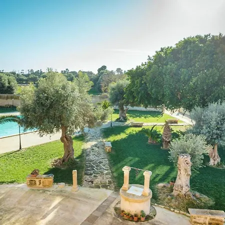 Masseria Testaferrata Farm stay Syracuse