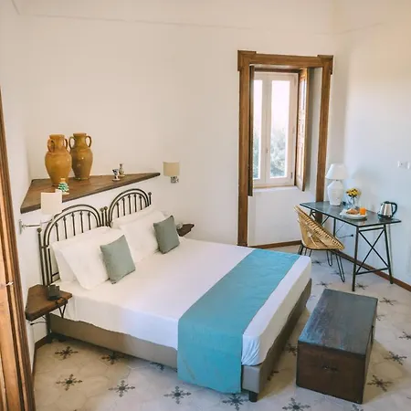 Masseria Testaferrata Farm stay *